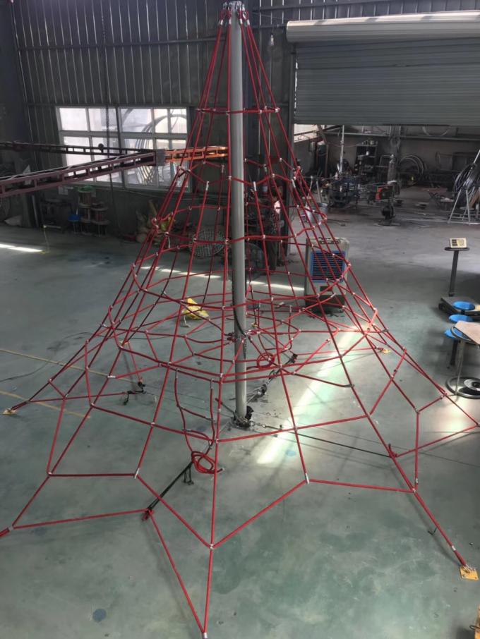 चढ़ाई जाल के लिए 16 मिमी 6 स्ट्रैंड पीईटी या पीपी आउटडोर संयोजन खेल मैदान रस्सी 9