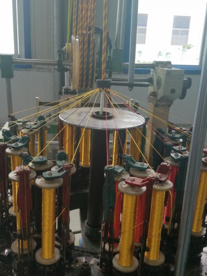 आउटडोर खेल के मैदान के लिए अनुकूलित रंग पीईटी पॉलिएस्टर संयोजन रस्सी 6*8 9