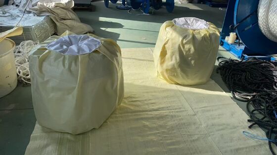 नीला रंग यूवी प्रतिरोध UHMWPE 12 स्ट्रैंड मरीन मूरिंग रोप 22mmx220m DNV प्रमाणपत्र के साथ